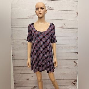 Lularoe Perfect T - Small